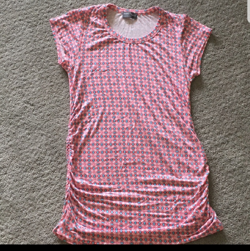 Market and Spruce Maternity Top
